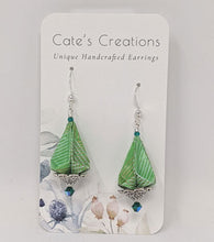 Load image into Gallery viewer, Caitlin Keyes: Origami Washi Earrings