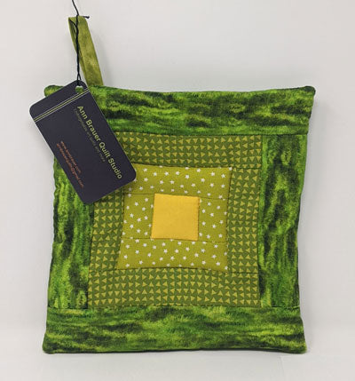 Ann Brauer: Green Quilted Potholder