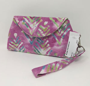 Barbara Escott: Wristlet, Pink Diamond