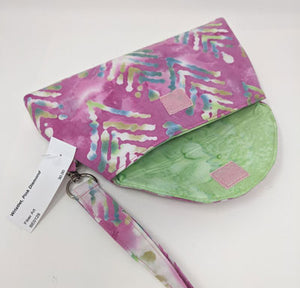 Barbara Escott: Wristlet, Pink Diamond