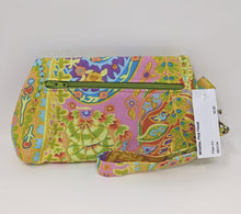 Load image into Gallery viewer, Barbara Escott: Wristlet, Pink Floral