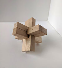 Load image into Gallery viewer, Bill Sheckels: Simple Burr Puzzle