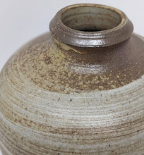 Load image into Gallery viewer, Guy Matsuda: Woodfired Vase