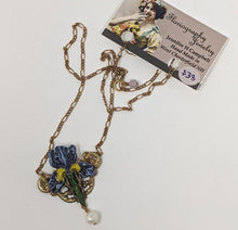 Load image into Gallery viewer, Jennifer Helen Campbell: German Iris Necklace