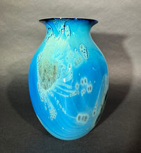 Load image into Gallery viewer, Josh Simpson Contemporary Glass: Blue New Mexico Vase With Corona Interior