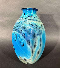 Load image into Gallery viewer, Josh Simpson Contemporary Glass: Blue New Mexico Vase