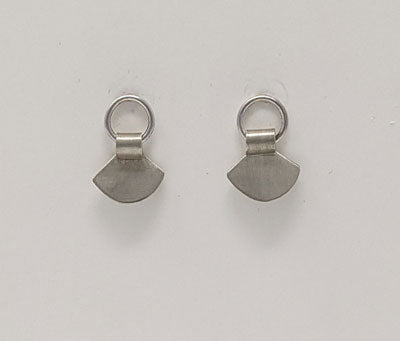 Rachel Gunnard: Silver Fan Earrings