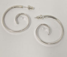 Load image into Gallery viewer, Jeanne Bennett: Forged Coil Hoops